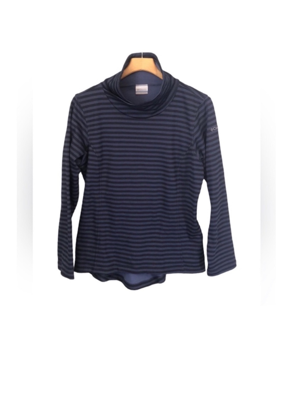 Columbia Navy Striped Long Sleeve Funnel Neck Mountain Run Pullover 
Large EUC